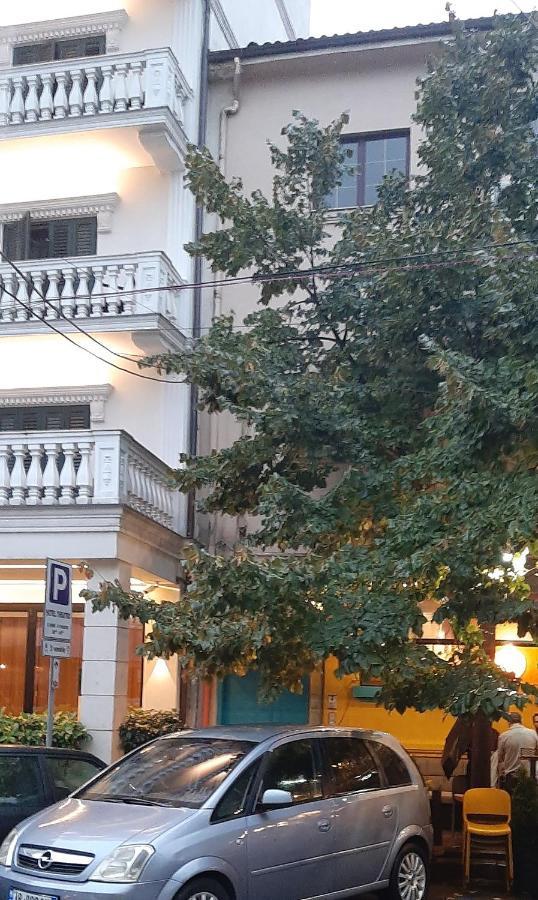 Apartment Yes2 *